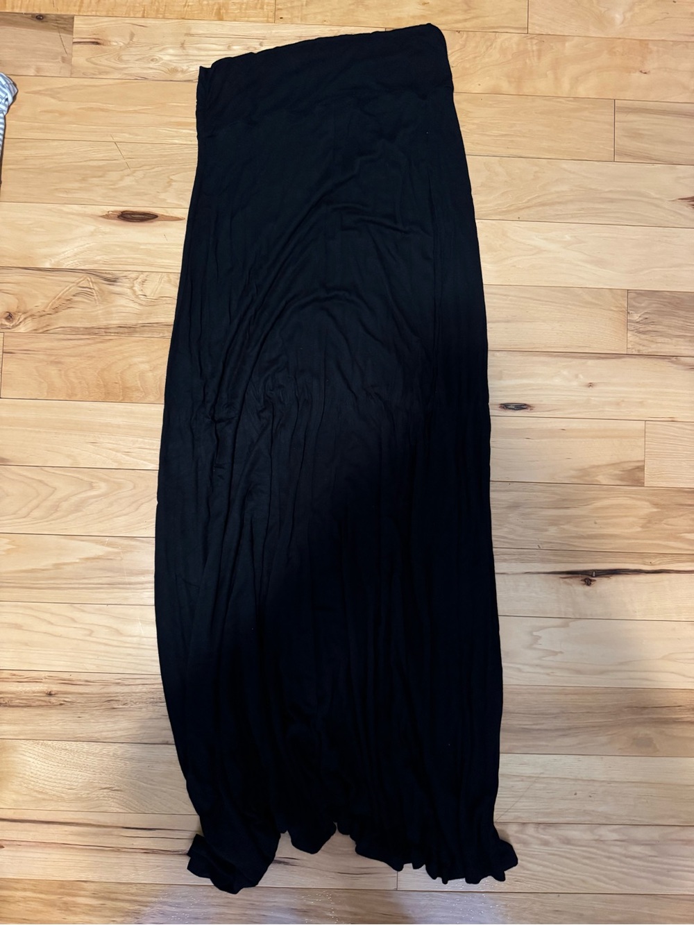 Wet Seal Black Maxi Skirt - Smooth Flowing Silhouette